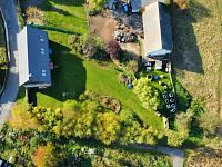 Dům s velkým pozemkem v Blíževedlích na prodej od 1.11.2025 - dji_fly_20251020_140106_408_1760969023165_photo_optimized(1)(1).jpg