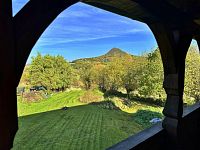 Dům s velkým pozemkem v Blíževedlích na prodej od 1.11.2025 - IMG_5876(2)(1).jpg