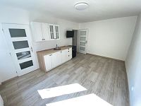 Pronájem bytu 1+kk po rekonstrukci, ulice M. Švabinského, Most - IMG_5992.jpg