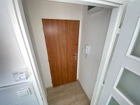 Pronájem bytu 1+kk po rekonstrukci, ulice M. Švabinského, Most - IMG_5996.jpg