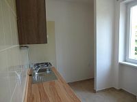 Pronájem bytu 2+1 po kompletní rekonstrukci, ulice Čs. mládeže, Most - DSC04061.jpg