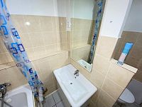 Nájem zrekonstruovaného bytu 4+1+lodžie, ul. Zd. Štěpánka, Most - IMG_4969.jpg