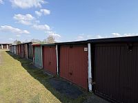 Garáž v ul. Pionýrů, Most