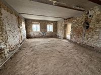 Dům s projektem na 2 byty + nová střecha | skvělá investice | Postoloprty - ChatGPT Image 7. 4. 2026 10_22_00.jpeg