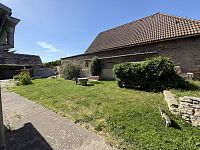 Rodinný dům se dvěma bytovými jednotkami, stodolou a pozemkem 2 408 m² - IMG_2884(1).jpeg