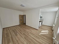 Podnájem bytu 2+1 po kompletní rekonstrukci, ulice SNP, Most - 20230904_122015.jpg