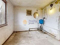 Prodej rodinného domu 143 m2 v Praze - městská část Uhříněves, pozemek 557 m2 - RD-Semanskeho-Praha--Bedroom 1.jpg