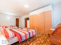 Prodej rodinného domu 5+kk, 187.1 m2, pozemek 245.7 m2, Dolní Dunajovice - Foto 8