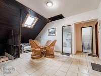 Prodej rodinného domu 5+kk, 187.1 m2, pozemek 245.7 m2, Dolní Dunajovice - Foto 9