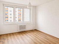 Prodej prostorného bytu 4+1 s výhledem na Pálavu, 78 m2, lodžie, ul. Oblá, Brno - Nový Lískovec - 93a5594c-ebf5-4a62-8a42-9add779ec0b2.png