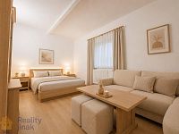 Prodej apartmánů 2+kk, 36.3 m2, zahrada, bazén, Dolní Dunajovice - 11.jpg