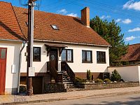 Prodej penzionu 5+kk, 187.1 m2, pozemek 245.7 m2, Dolní Dunajovice - 04.jpg