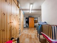 Prodej penzionu 5+kk, 187.1 m2, pozemek 245.7 m2, Dolní Dunajovice - PHOTO (28 of 107).jpg