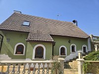 Prodej Restaurace, komerční sklepení, zahrádka, 320 m2, Dolní Dunajovice - d64351ce-cfc5-4989-827d-f184d0c194a4