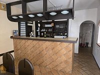 Prodej Restaurace, komerční sklepení, zahrádka, 320 m2, Dolní Dunajovice - e4044f79-5317-40e6-8269-4f755bde0f56