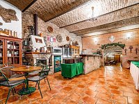 Prodej Restaurace, komerční sklepení, zahrádka, 320 m2, Dolní Dunajovice - sklep251_ve_velke_velikosti