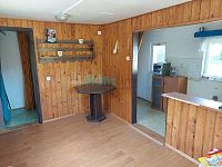 Prodej chaty s evidenčním číslem v klidné části Hoštejna - 20250806_154433.jpg