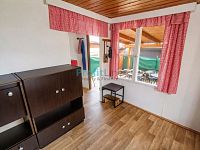 Prodej zahrádky s chatkou – kolonii Loděnice, Šumperk - v chatce1.jpg