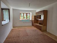 Prodej prostorného přízemního bytu 92 m2 (dispozice 2+1 a 1+kk) Postřelmov, ul. Komenského - 20260623_164749.jpg