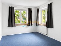 Pronájem bytu 2+kk, 65 m² – Velká Bíteš, ul. Chobůtky - ložnice.jpg