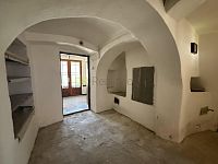 Prodej domu 2+1  s dvorkem - IMG_3620.jpeg