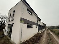 Pronájem domu 4+kk s terasou a zahradou - IMG_5336.jpeg