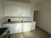 Pronájem bytu 1+1, 44 m2  s lodžií, 3 m2 - IMG_6150.jpeg