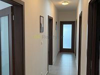 Pronájem bytu 3+kk s balkonem a garážovým stáním - IMG_4203.jpg
