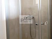 Prostorný a originálně řešený byt 2+kk s terasou a zahrádkou – Hevlín - 15.jpg