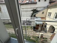 Pronájem krásného bytu 3+kk v centru Znojma - 14.JPG