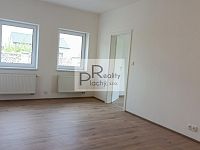 Moderní bezbariérové bydlení 2+1 s terasou a zahrádkou - 16.jpg