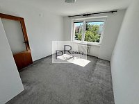 Pronájem bytu 2+1 s balkonem ve Znojmě - 7.JPG
