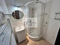 Pronájem bytu 2+1 s balkonem ve Znojmě - 9.JPG
