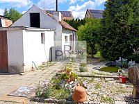 Rodinný dům 2+1 se zahradou v Hrušovanech nad Jevišovkou - 3.jpg