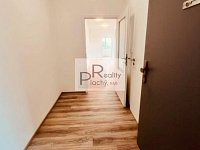 Novostavba 2+kk s terasou a zahradou. okr. Znojmo - 9.jpg