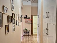 Prodej bytové jednotky 3+1 s pracovnou 104 m2 v centru Tábora - chodba