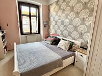 Prodej bytové jednotky 3+1 s pracovnou 104 m2 v centru Tábora - ložnice