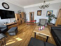 Prodej bytové jednotky 3+1 s pracovnou 104 m2 v centru Tábora - obývací pokoj