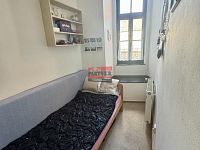 Prodej bytové jednotky 3+1 s pracovnou 104 m2 v centru Tábora - pracovna