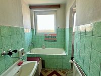 Prodej rodinného domu o dvou bytových jednotkách v Plané nad Lužnicí - IMG_5257.jpg