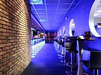 Prodej komerčního objektu v centru Soběslavi - zavedený bowling, bar, prodejna a kanceláře - IMG_0496.JPG