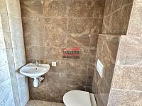 Prodej RD 5+1 v Sezimově Ústí - Koupelna 1.patro