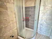 Prodej RD 5+1 v Sezimově Ústí - Koupelna 1.patro