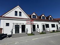 Pronájem bytové jednotky 2+1 51,9 m2 s parkovacím stáním v Bechyni - bytový dům