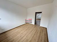 Pronájem bytové jednotky 2+1 51,9 m2 s parkovacím stáním v Bechyni - ložnice