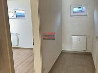 Pronájem bytové jednotky 2+1 51,9 m2 s parkovacím stáním v Bechyni - zádveří