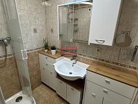 Prodej bytové jednotky 3+1 s garáží 86,2 m2 v Táboře - koupelna