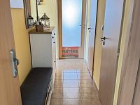 Prodej bytové jednotky 3+1 s garáží 86,2 m2 v Táboře - předsíň