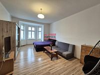 Pronájem zděného bytu 1+1 s balkónem, Tábor - centrum