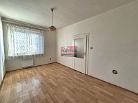 Prodej řadového RD 4+2, 180 m², Plzeň - Skvrňany - 2.jpg